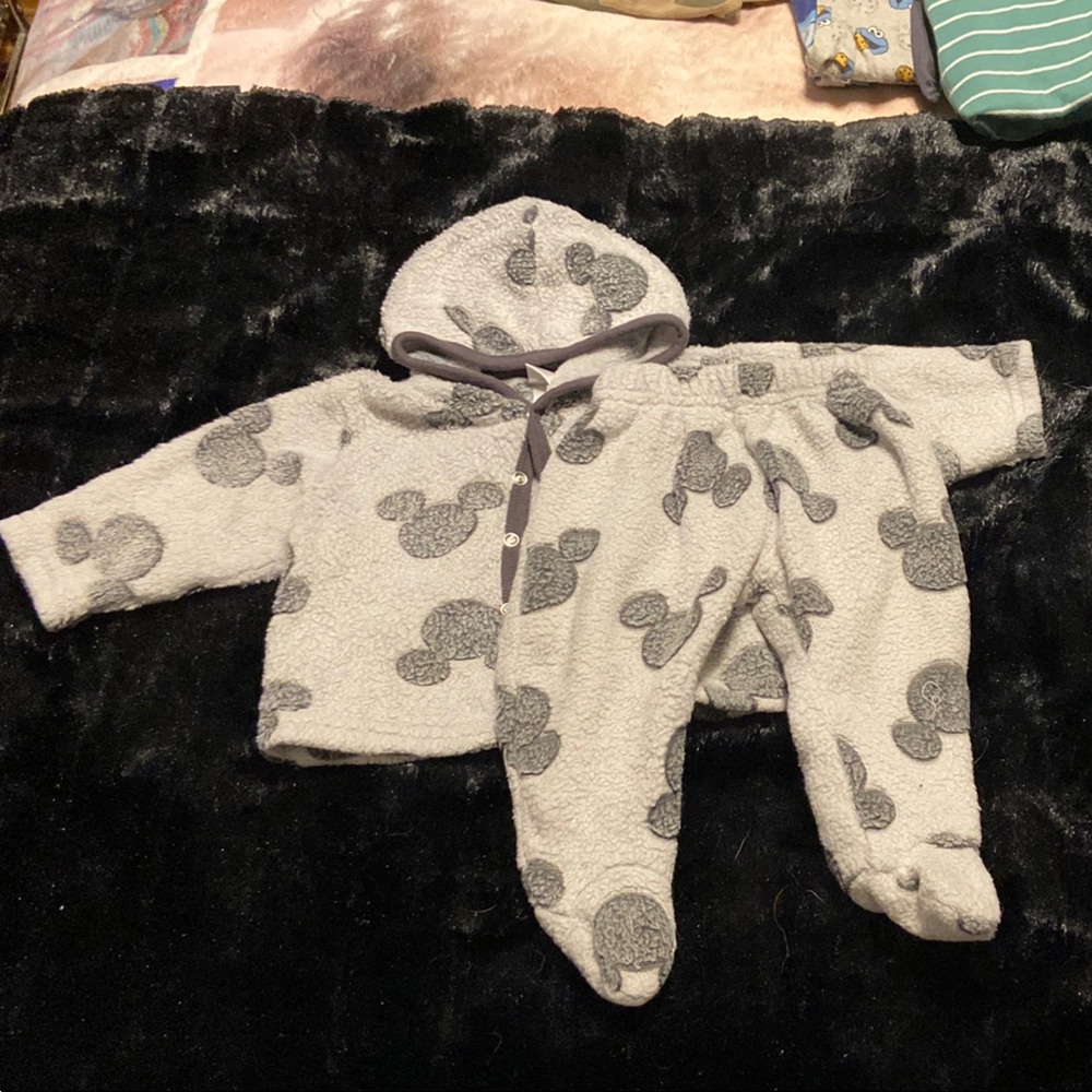 Cozy Gray Kids One Piece with Bear Print